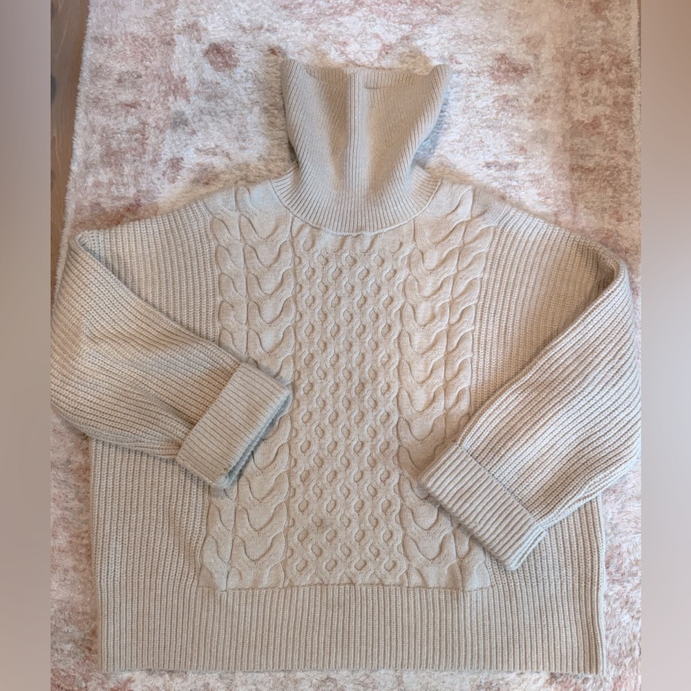 Banana republic oversized cream turtleneck sweater